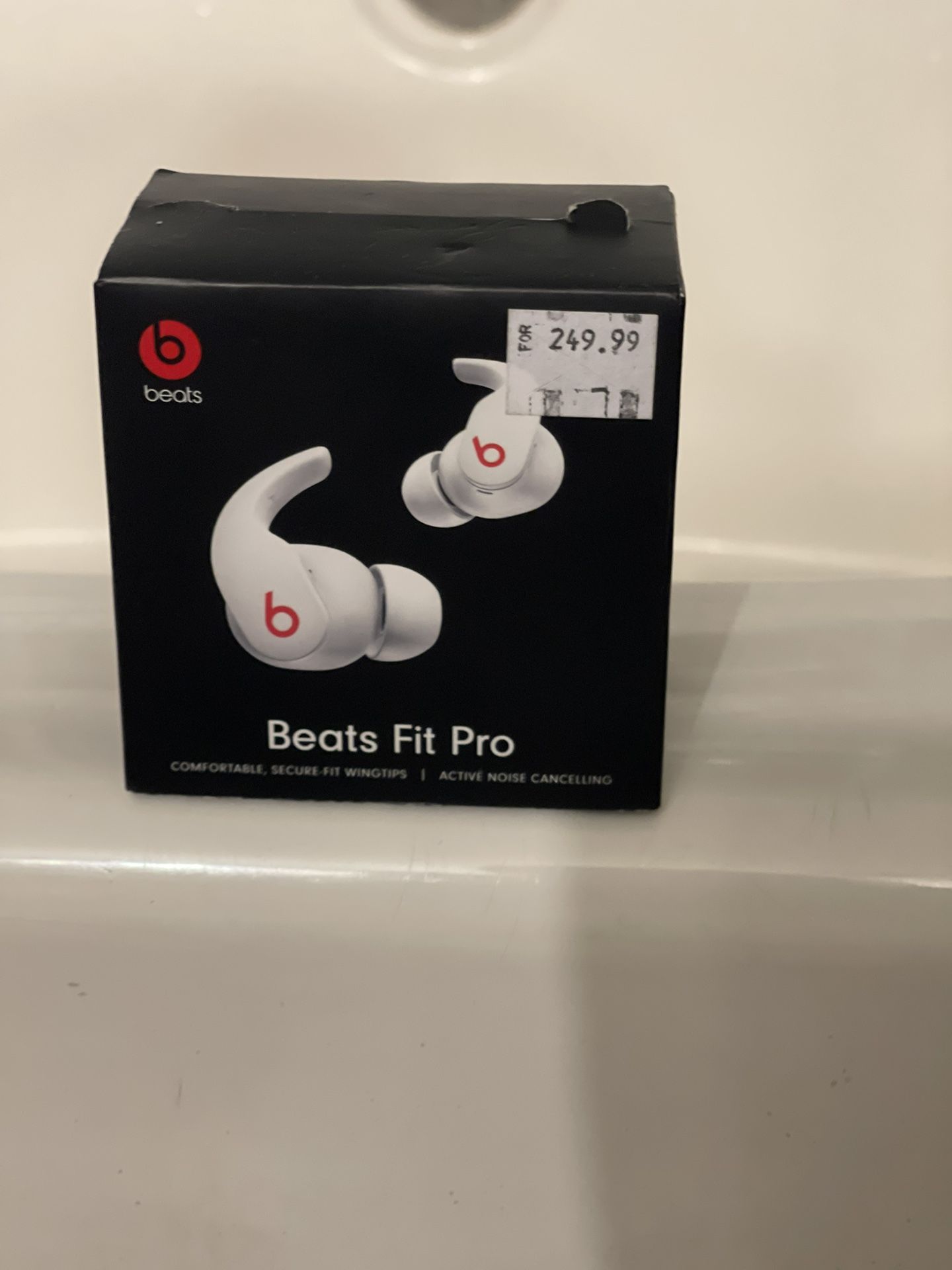 Beats Fit Pro True Wireless Noise Cancelling In-Ear Earbuds - White NIB