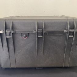Pelican 1660 Protector Case 