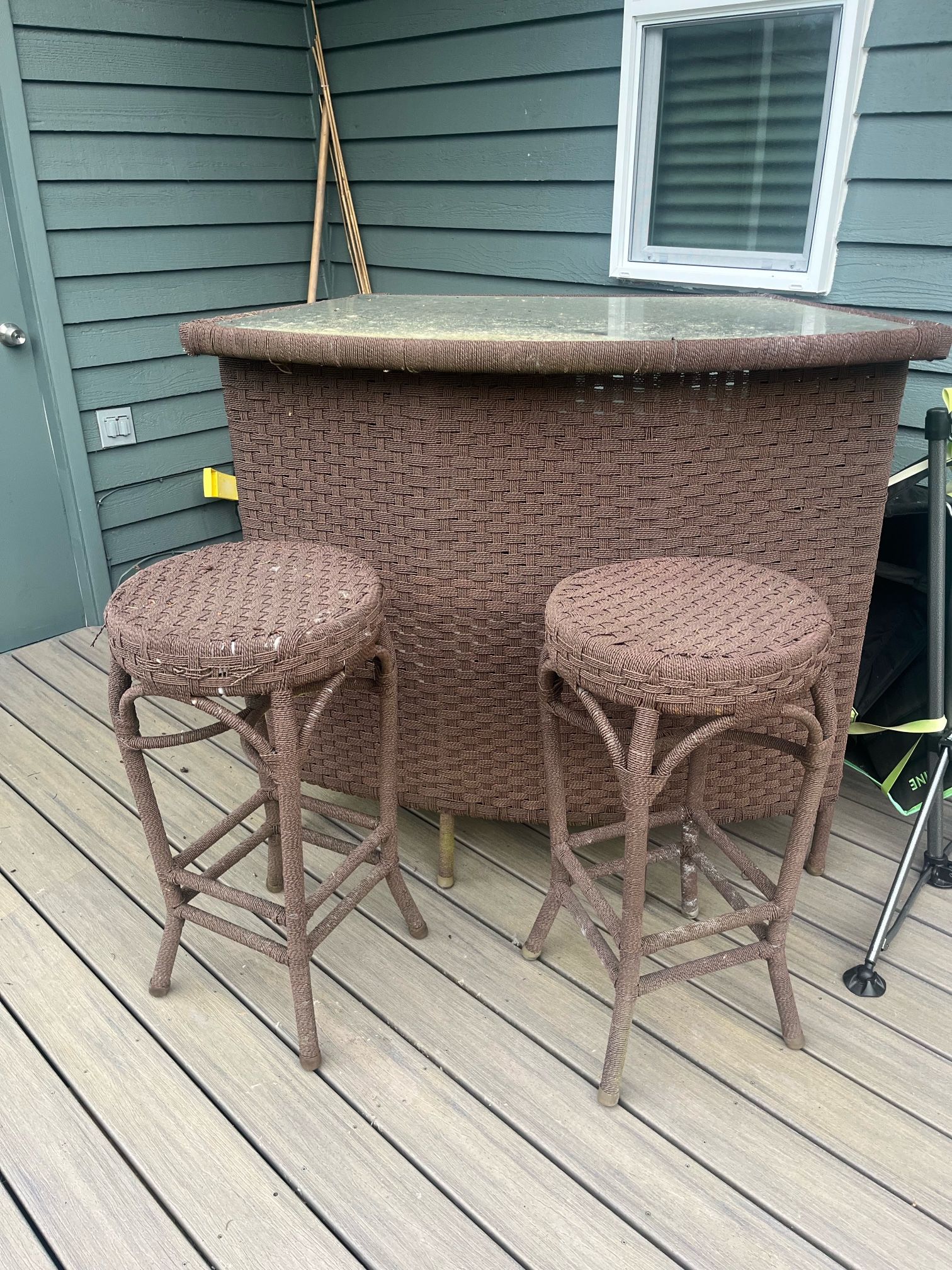 Outdoor Bar