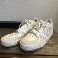 11 Adidas