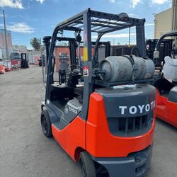 Excellent Toyota forklifts for sale, cheap price