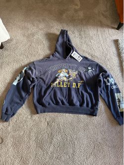 VALE FOREVER PROPERTY PULLOVER