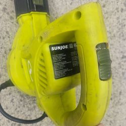 Electric leaf blower