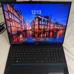 MSI Stealth 18 AI Studio A1VHG 