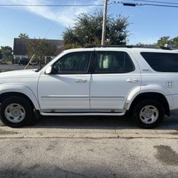2006 Toyota Sequoia 