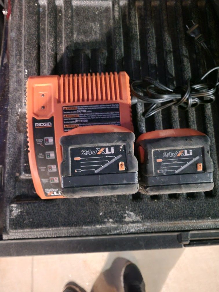 Ridgid 24V XLI Battery Charger Charger/ BATTERIES