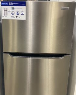 Frigidaire New 20cu ft standard