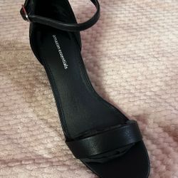 Black Heels Size 8.5