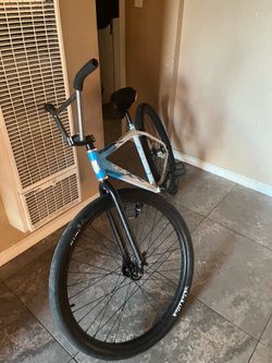 Bloc boi 29er throne