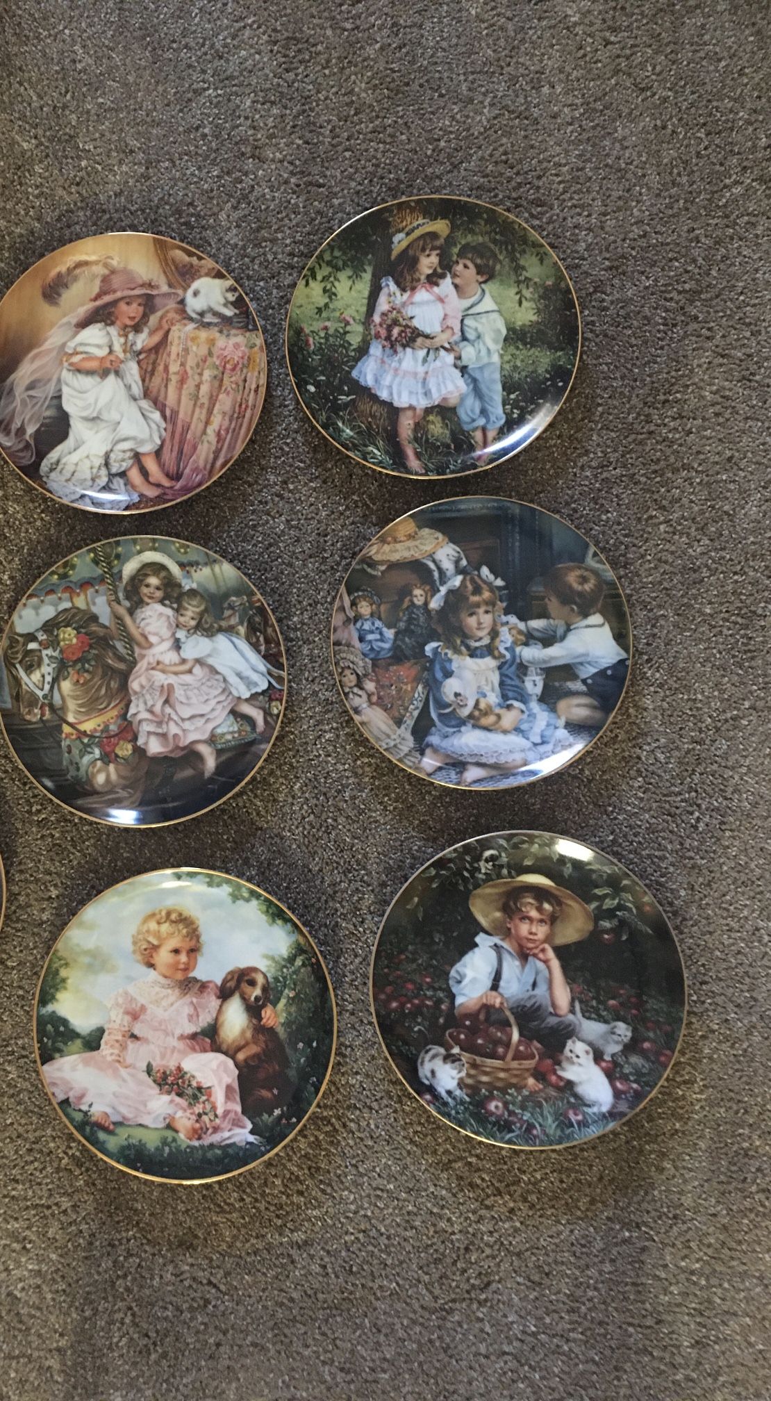 Plates Collectors Edition