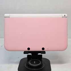 Nintendo 3DS XL in Pink