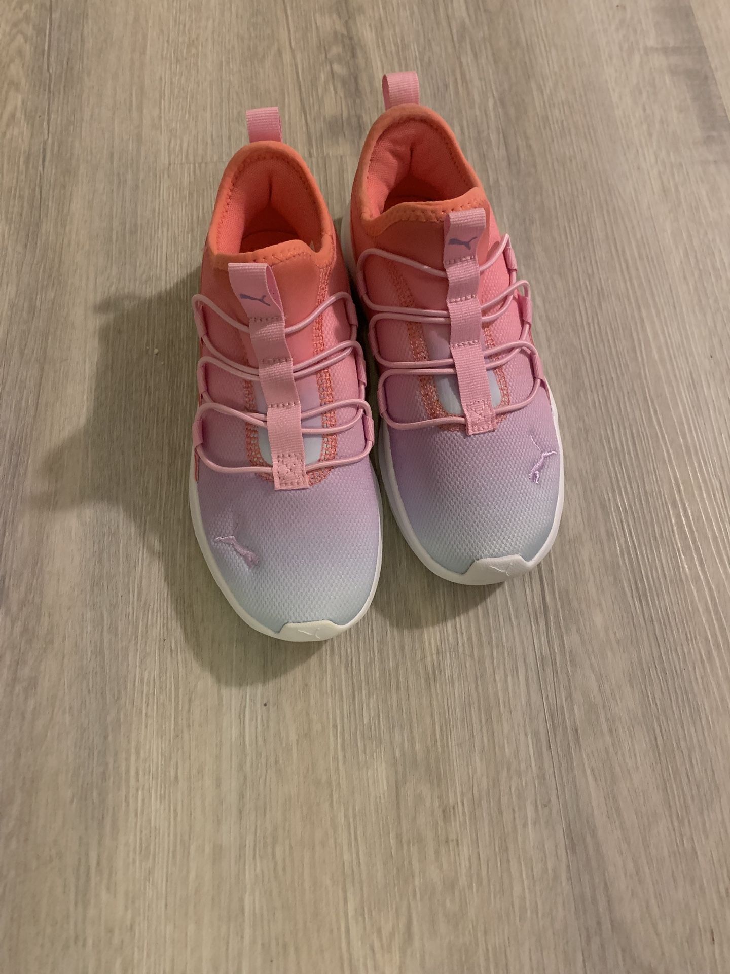 Girls Shoes 1 And 1.5 Size