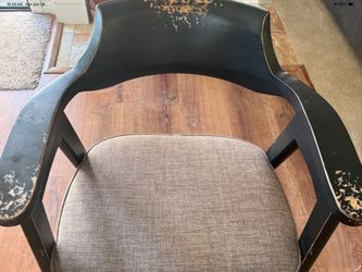 Solid wood Table with 8 chairs