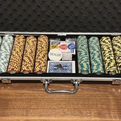 Premium Poker Set with Case – 500 Chips, 2 Decks, Dealer Buttons – Great Condition!