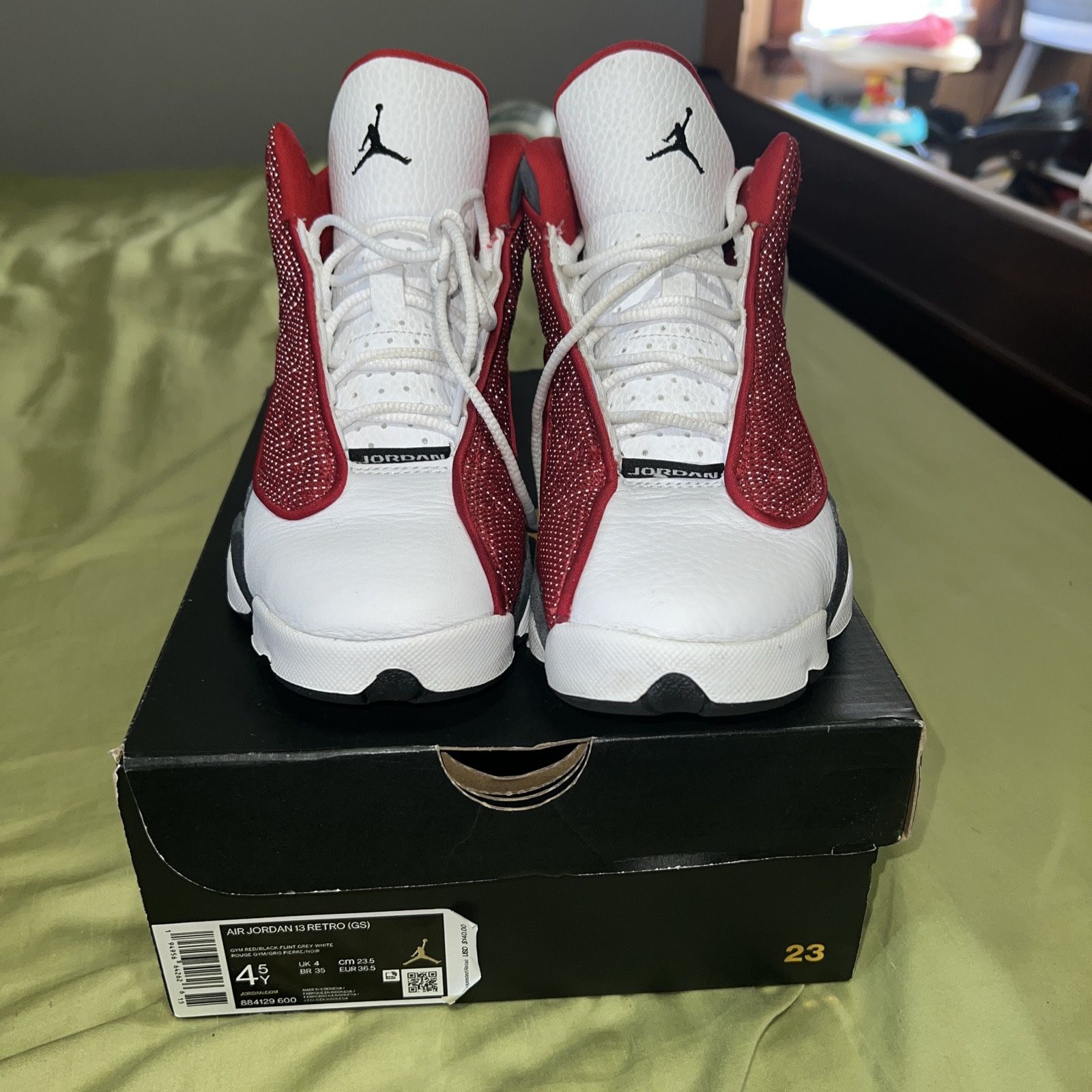Red Flint Jordan 13 Size 4.5 y