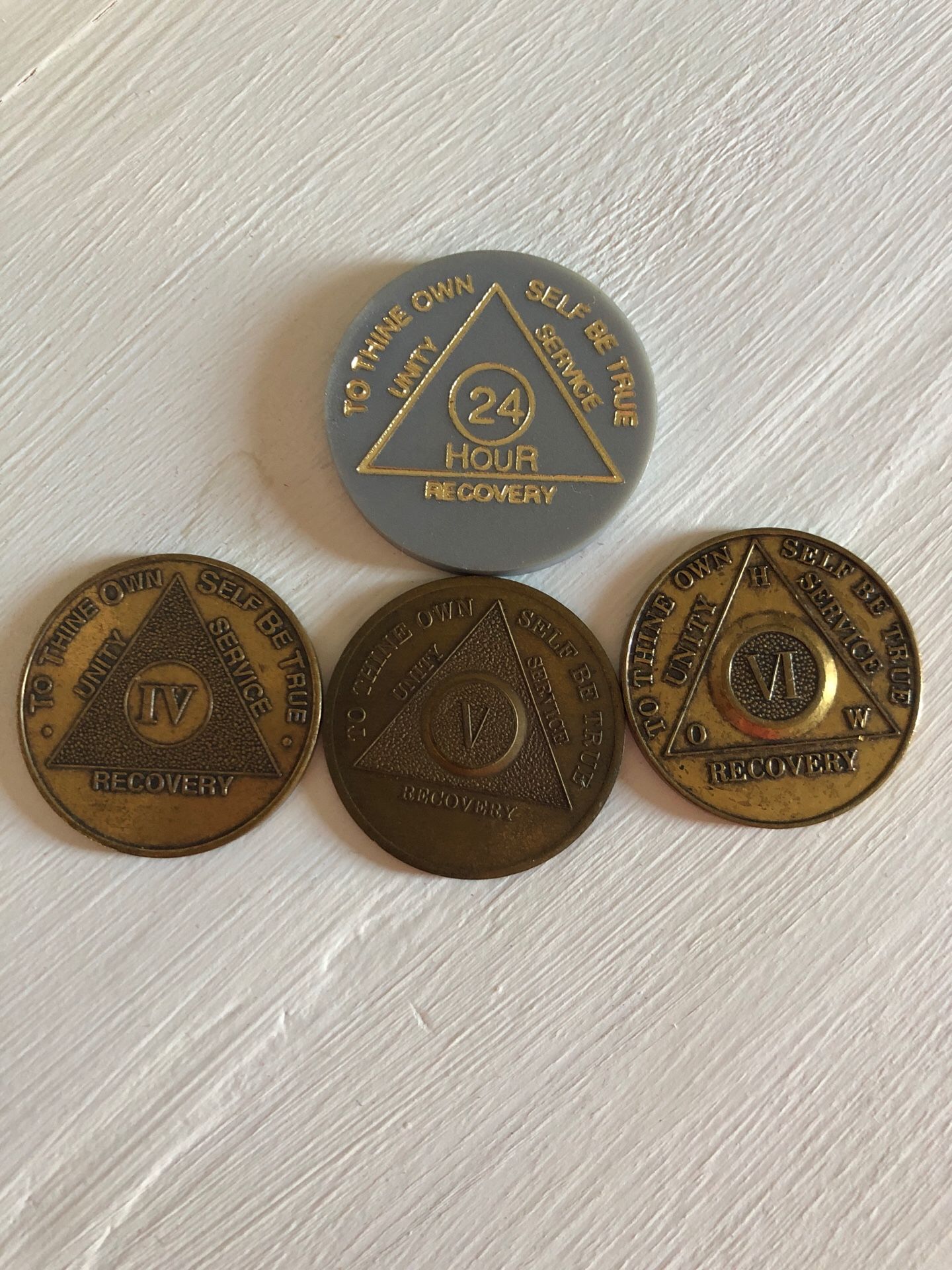 Vintage AA Alcoholics Anonymous 4,5,6,year coins and 24 hour