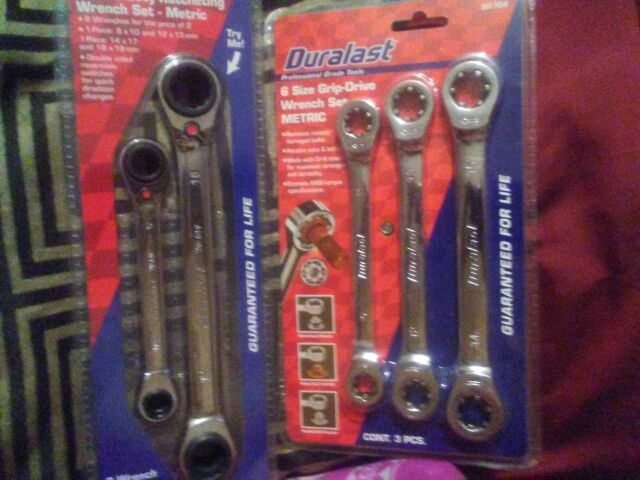 Duralast 6 size grip-drive Wrench set metric and Duralast double duty Ratcheting Wrench set metric