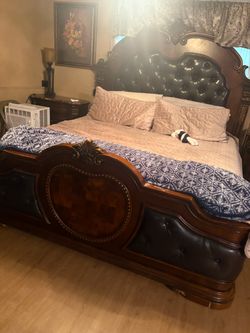 King bed with mattress