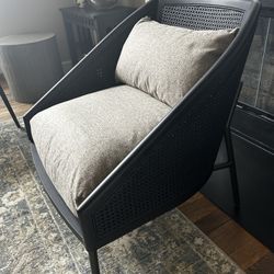 ORRIN CHAIR
