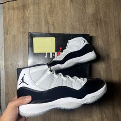 Air Jordan 11 Concord 2018 Men's Size 11