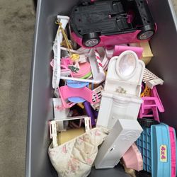 BARBIE LOT