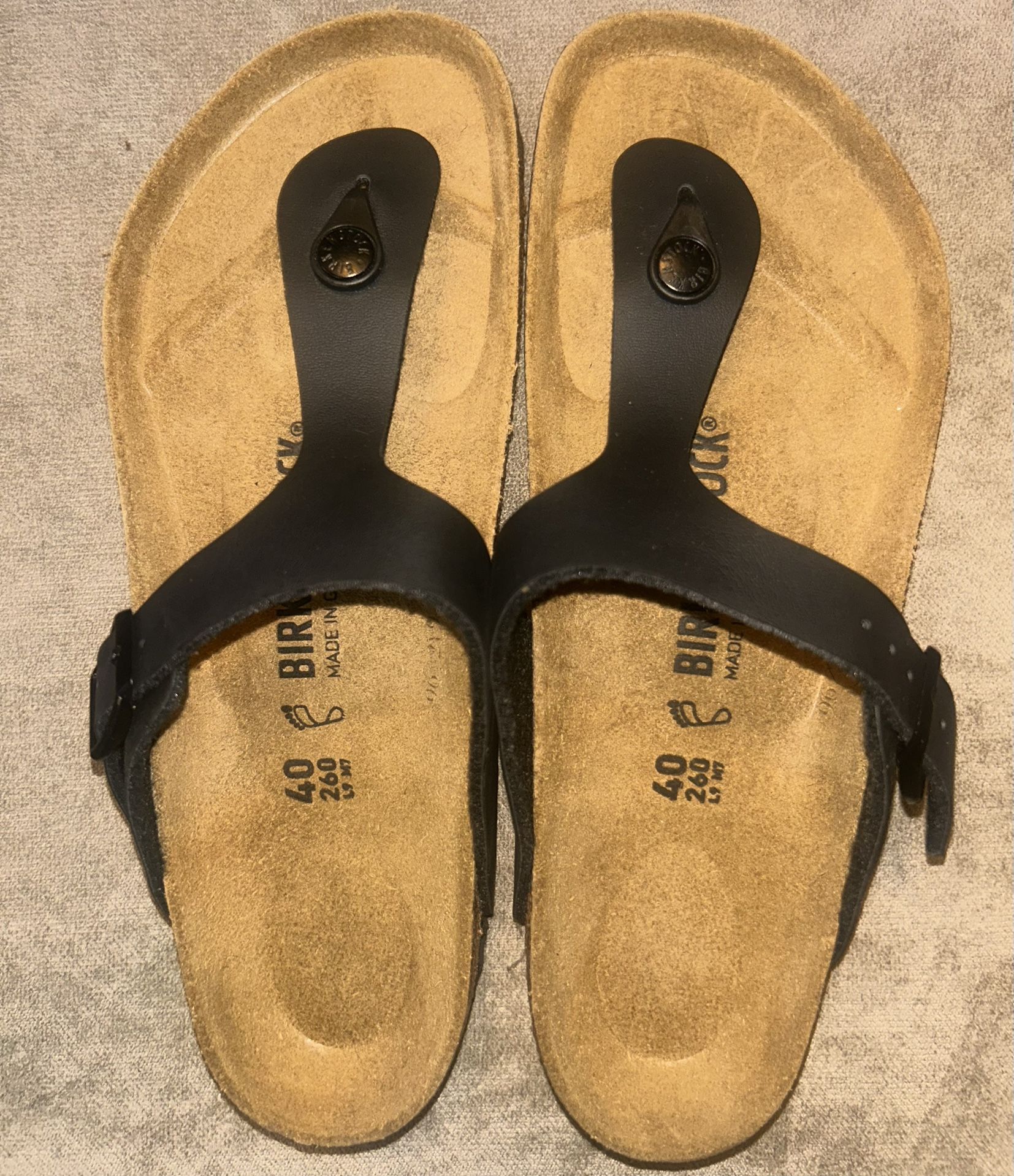 *NEVER WORN* Birkenstock Gizeh Adjustable straps Thong Sandals