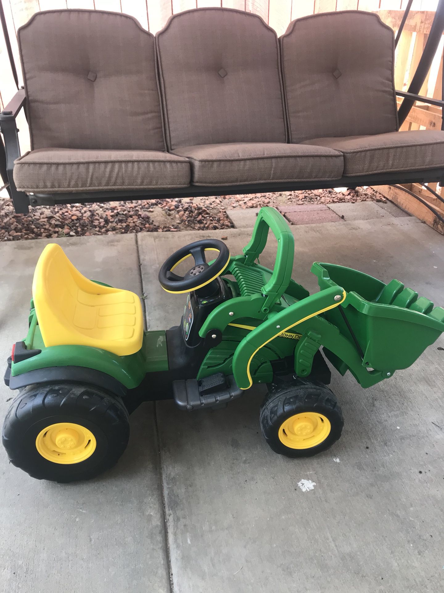 John Deer Electric Tractor for Toddlers