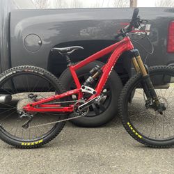 Size small 2017 Diamondback mission pro 