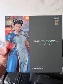 Revoltech Amazing Yamaguchi Chun-Li Figure