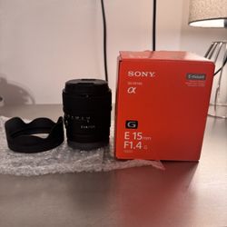 Sony Lens E-mount 15mm F1.4 G APSC