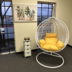 Swing Chair With Cushions