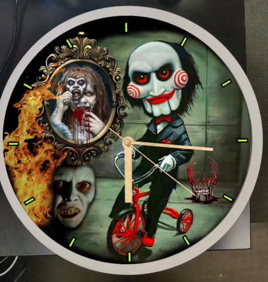 Spooky Clock 