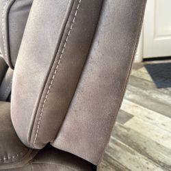 Recliner Chair 