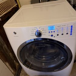 Stackable Electric Washer And Dryer Set 