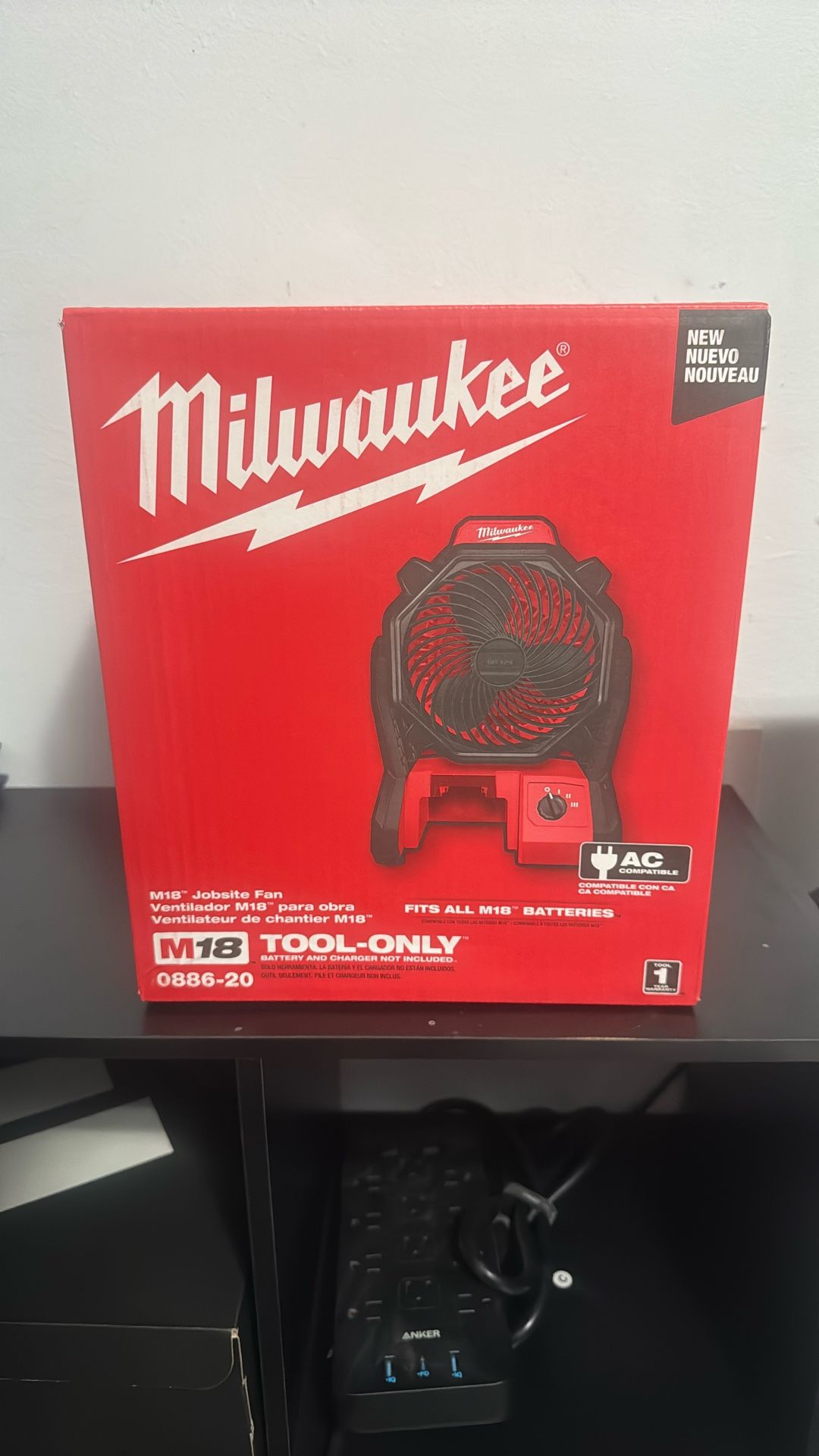 Milwaukee 0886-20 M18 Cordless Jobsite Fan w/ AC Adapter (TOOL ONLY)