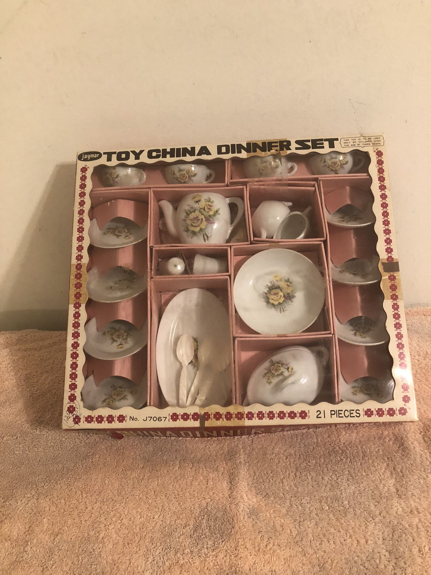 Vintage Jaymar Toy China Dinner Set 21 Piece #J7067 With Original Box