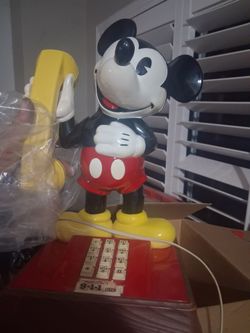 Old Mickey Mouse phonevintage 1970s Walt Disney Mickey Mouse push-button telephone by American Telecommunications Corporation (ATC). It features a sta