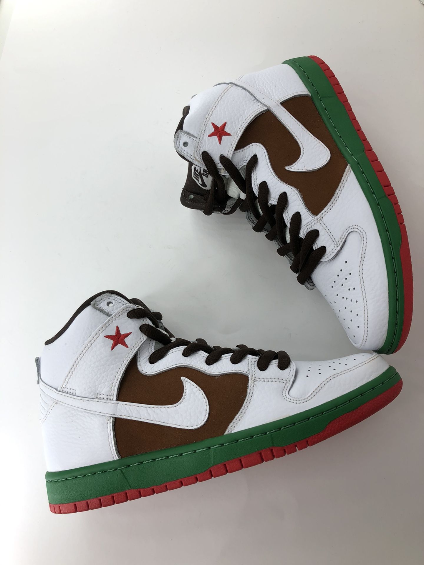 Nike SB “Cali” Dunk Hi