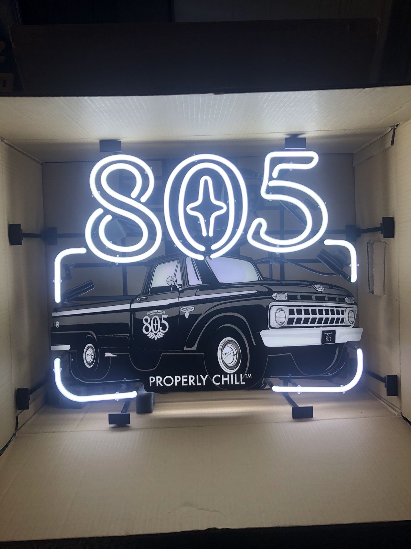 805 Neon Truck Light