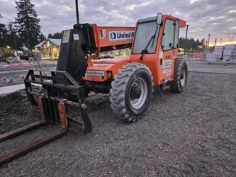 Skytrak 8042 (Cabbed Reach Forklift / Telehandler)