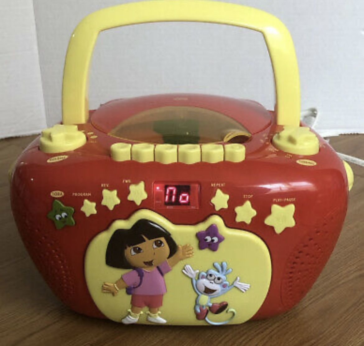 Dora The Explorer Red/Yellow CD/Cassette/AM/FM Boombox Vintage Dora The Explorer Nickelodeon Portable CD Cassette PlayerSp