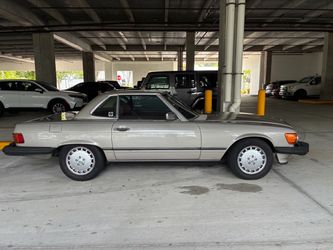 1987 Mercedes-Benz 560