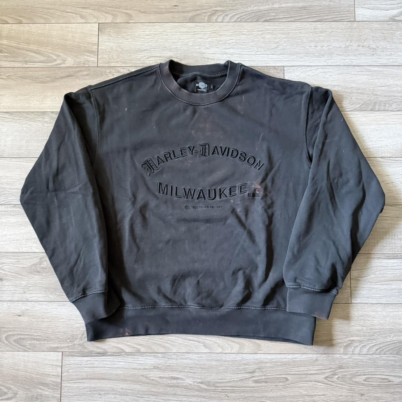 Distressed Harley Davidson Milwaukee Embroidered Crewneck Pullover Sweater