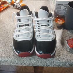 Size 10 Jordan 11 