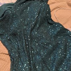 Emerald Green Sequin One-Shoulder Gown (2X) Formal/Black Tie/Vegas