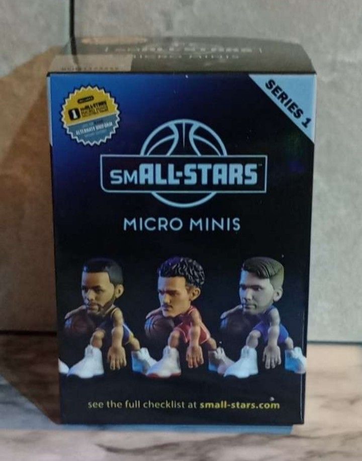 smALL-STARS Mystery figurine