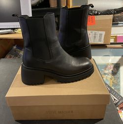 Steve Madden “Garth” Ankle Boots (Size 7) Worn for 6-8 Hrs.