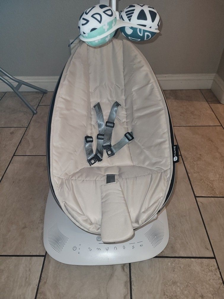 4moms Mamaroo Baby Swing