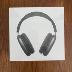 Apple AirPods Max Wireless Over-Ear Headset - Space Gray