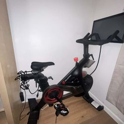 Peloton Bike